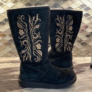 Ugg Embroidered Boots